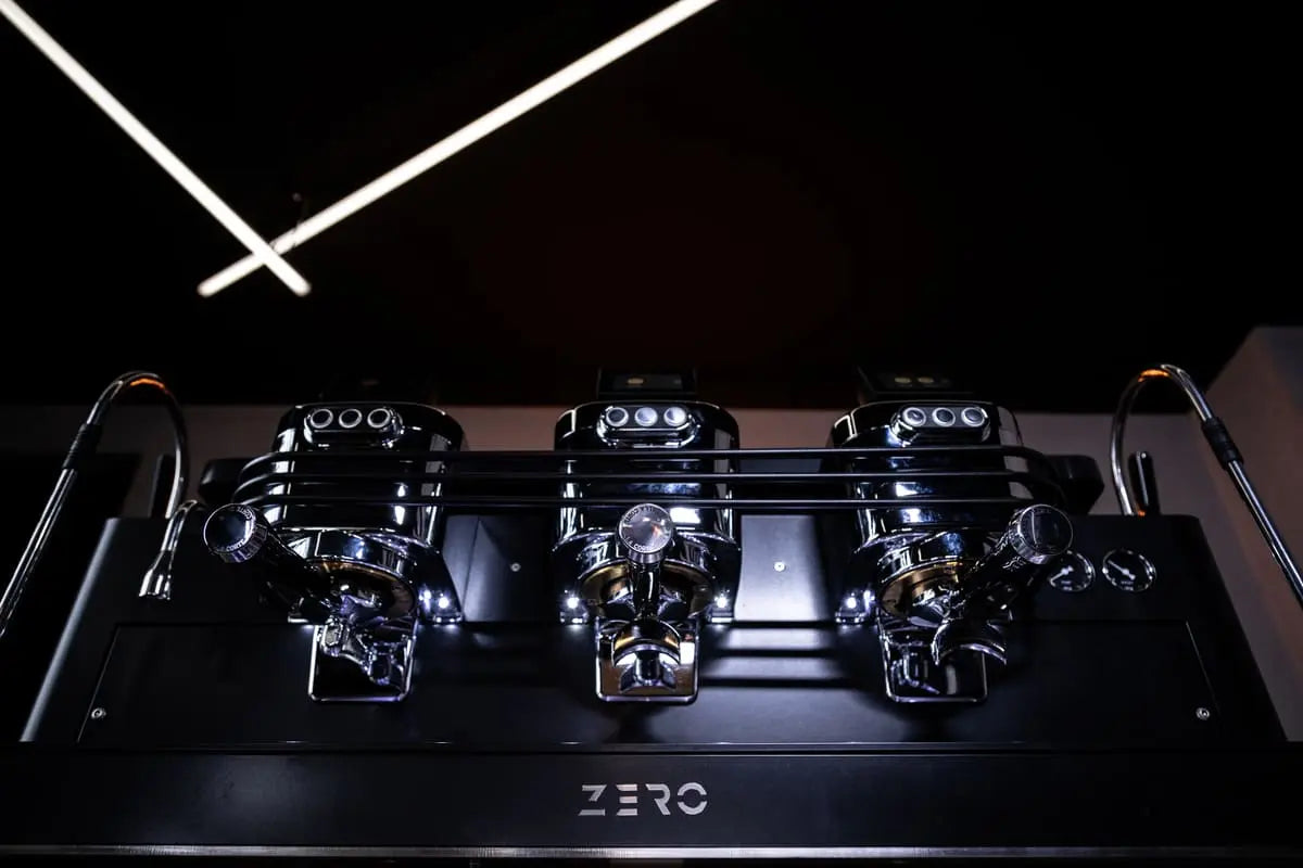 Dalla Corte Zero Classic Commercial Espresso Machine - Total Dark