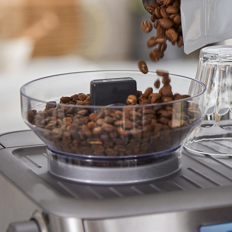Sage Barista Pro Espresso Machine - Built-in grinder, 3 second heat-up &  milk microfoaming (Brand New)