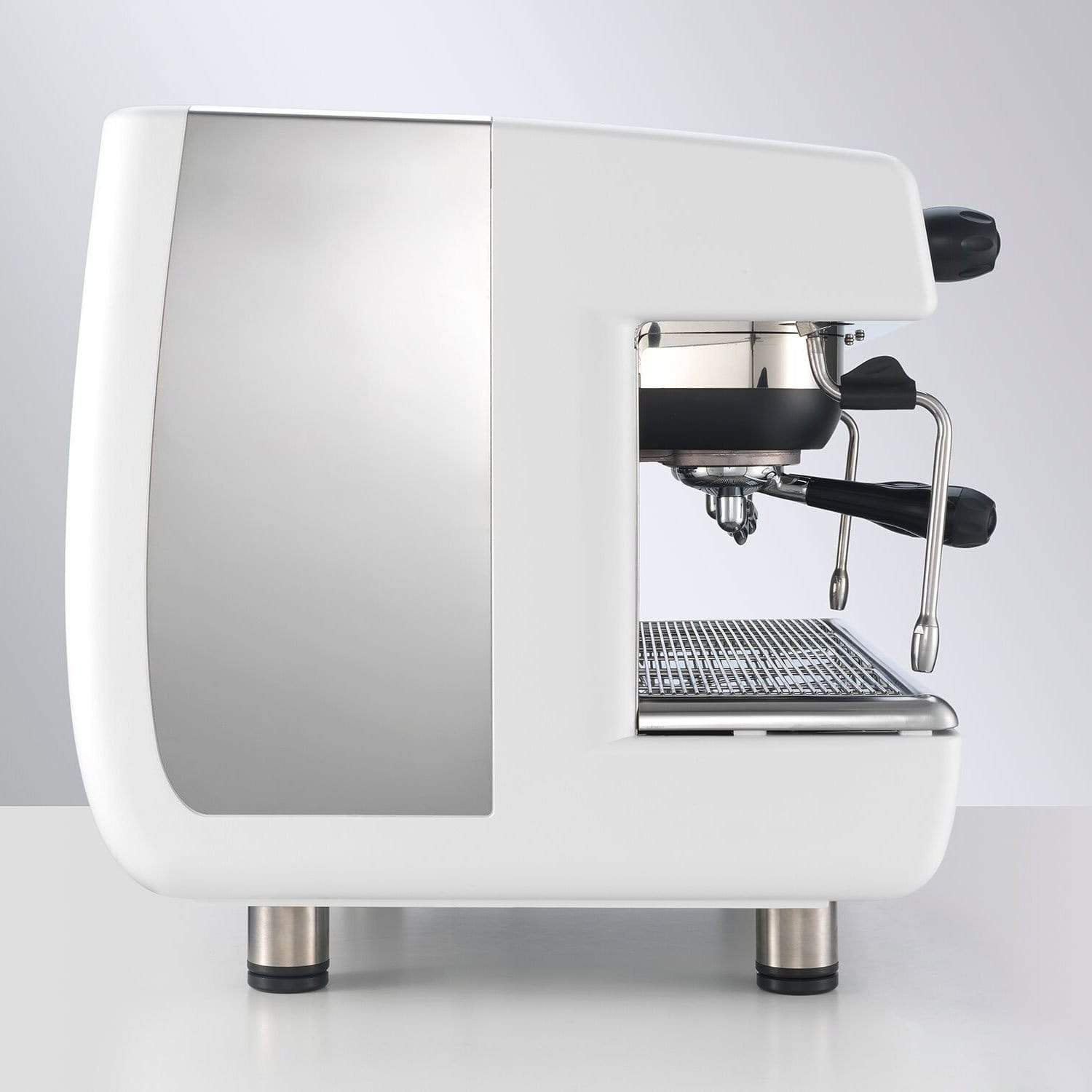 https://majestycoffee.com/cdn/shop/products/casadio-espresso-machine-casadio-undici-a-2-group-commercial-espresso-machine-18700410323097.jpg?v=1664985756